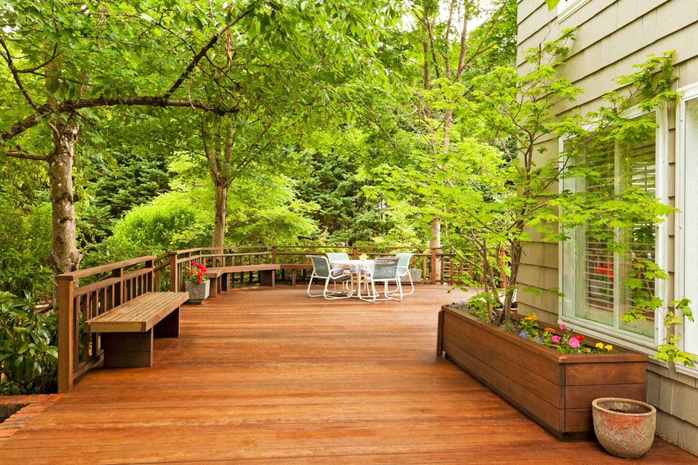 Essential Maintenance Tips To Keep Your Deck Looking Pristine All Year