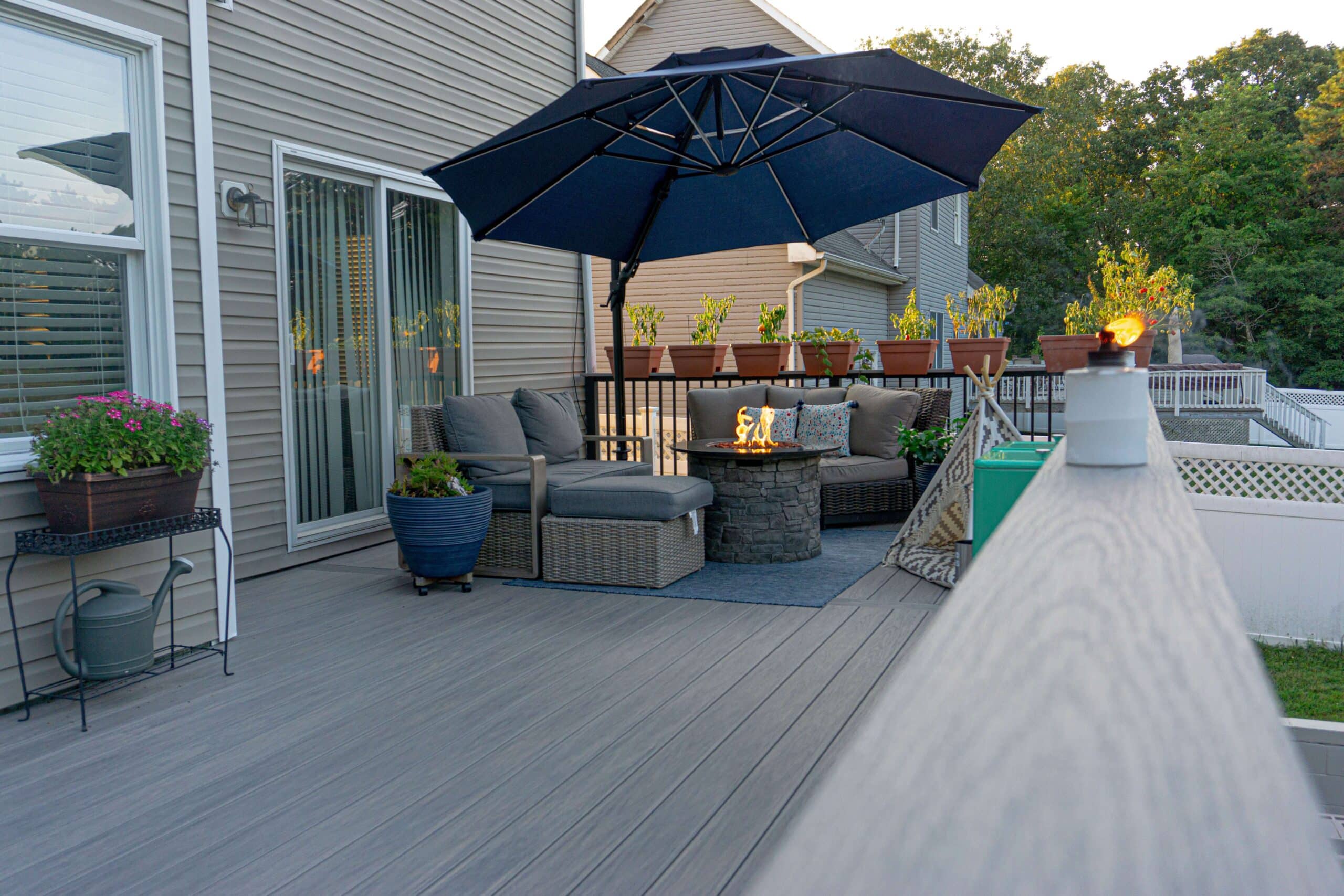 Azek Deck with Aluminum Railing and Drink Rail