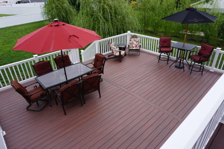 Wolf Rosewood Multi-Level Deck With Vinyl Railing