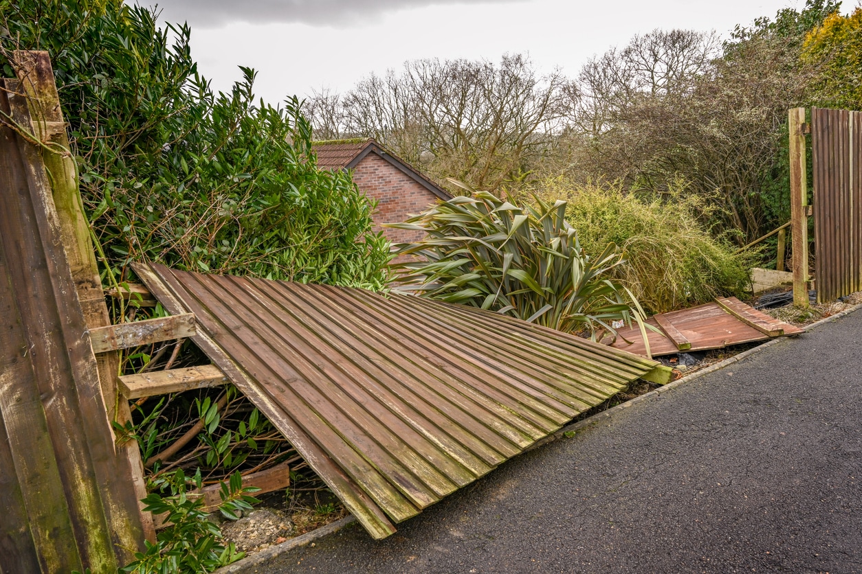 Repairing Your Storm Damaged Fence